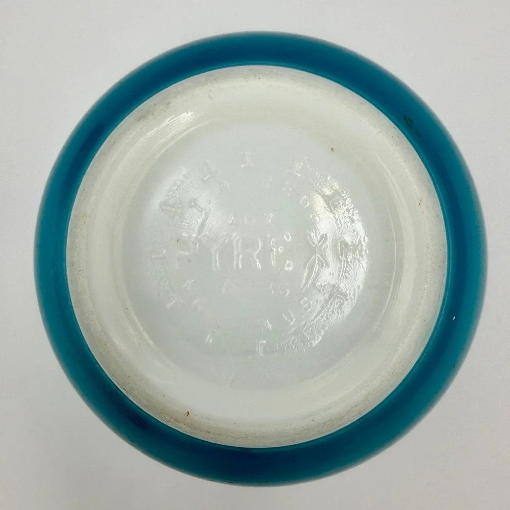 Vintage Pyrex 401 Turquoise Blue Mixing Bowl 1.5 Pint Milk Glass Mid Century